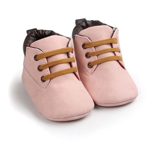 Super cute baby kicks